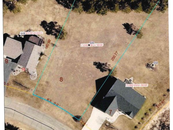 606 W Colfax Street, Parkers Prairie, MN 56361