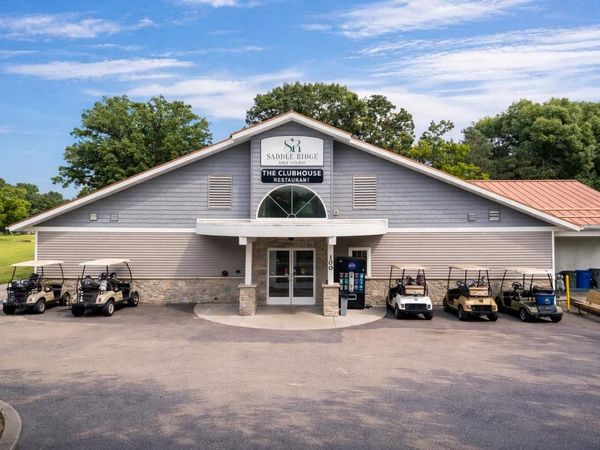 100 W Saddle, Portage, WI 53901