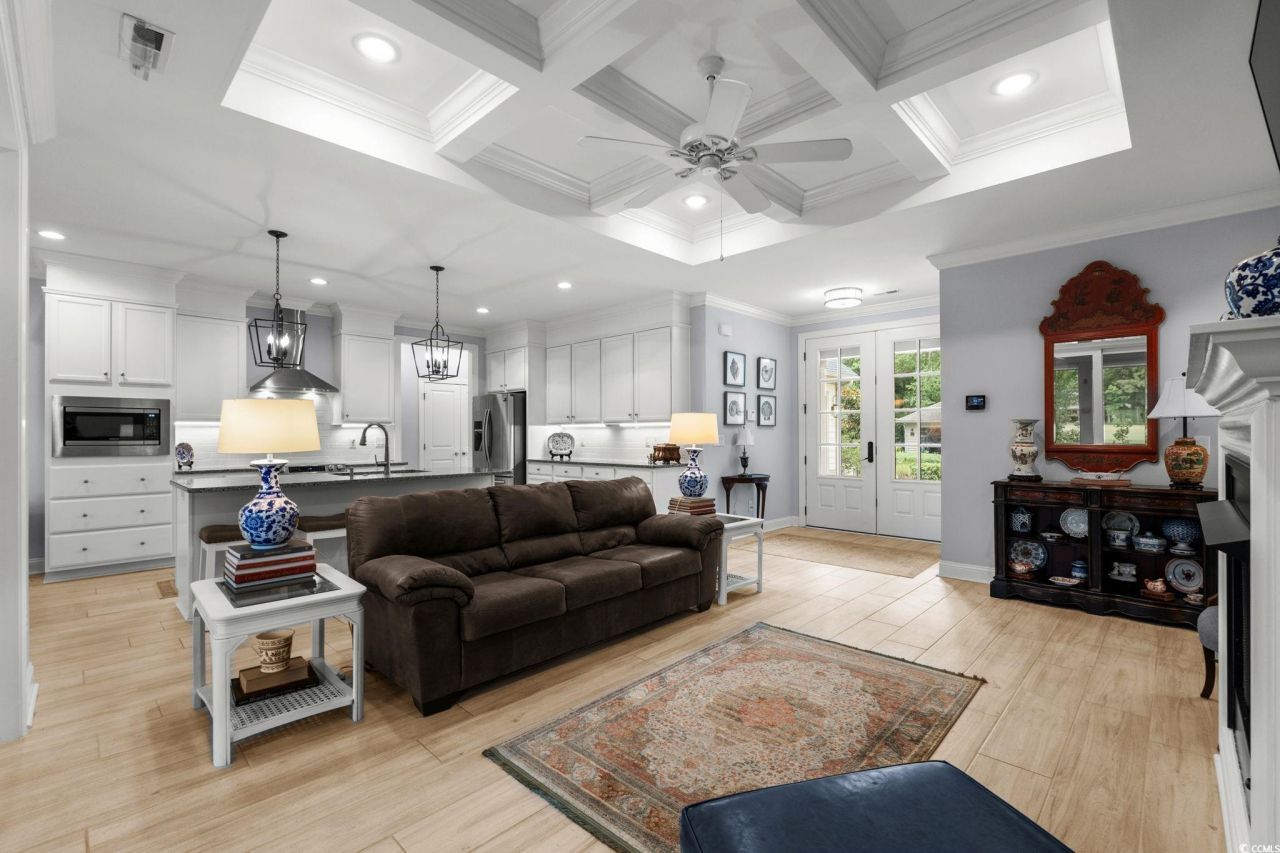 1222 Spinnaker Dr. Photo 11