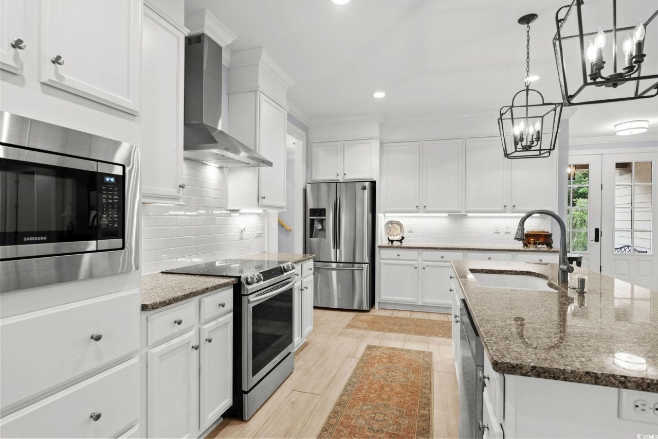 1222 Spinnaker Dr. Photo 14