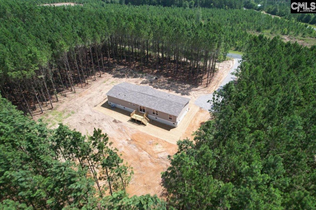 846 Horses Neck Road Photo 25