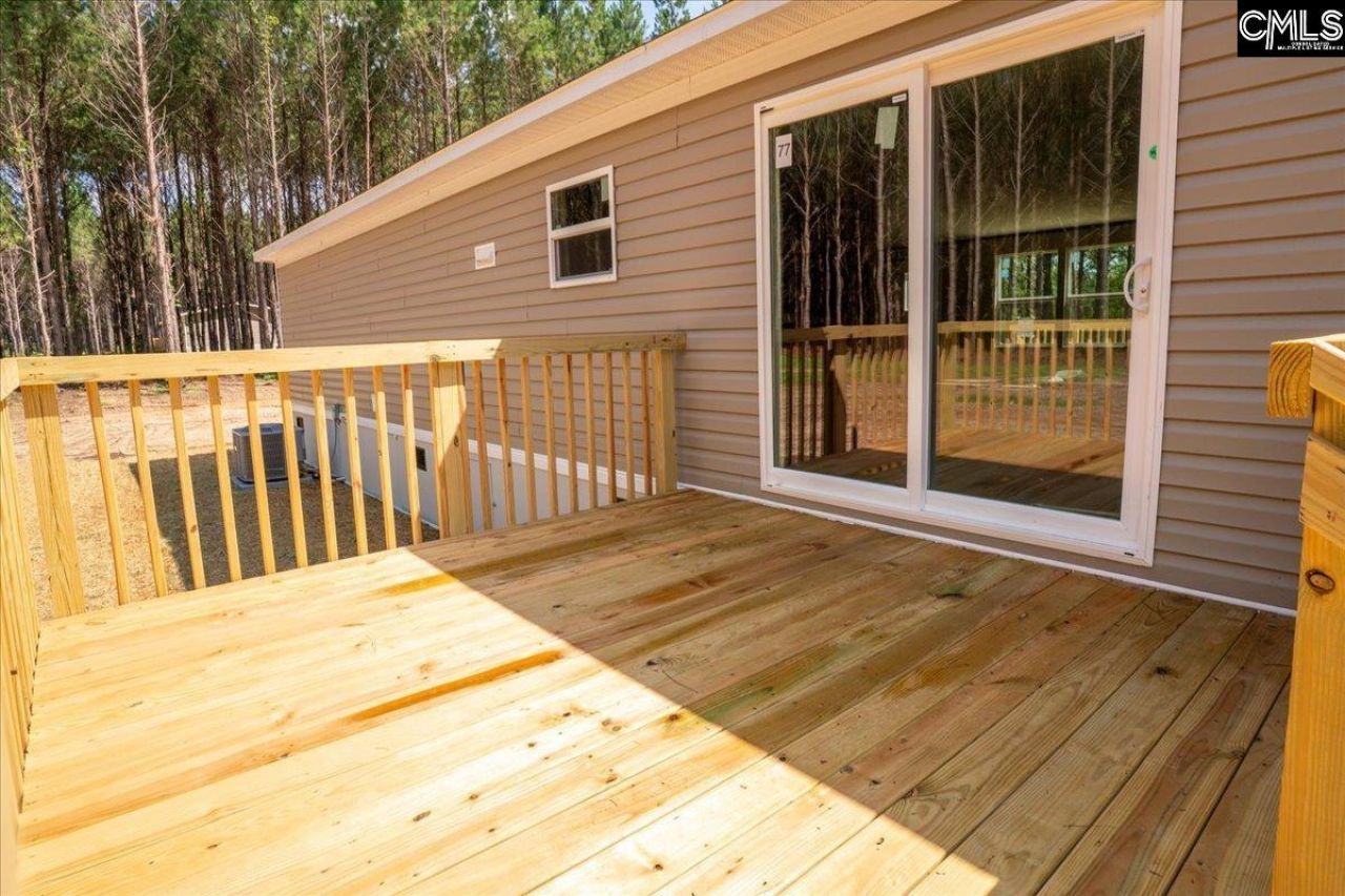 846 Horses Neck Road Photo 7