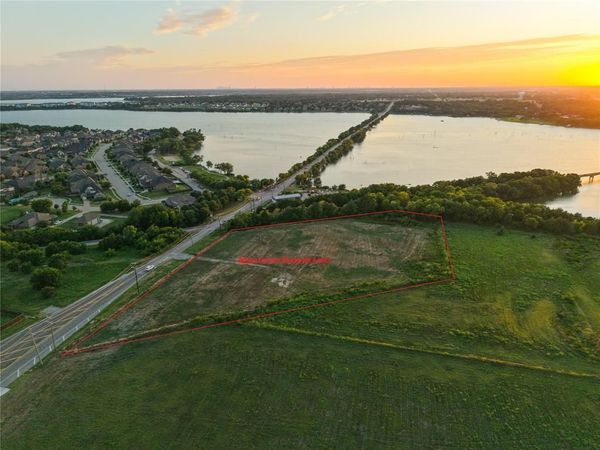 6921 Miller Road, Rowlett, TX 75088