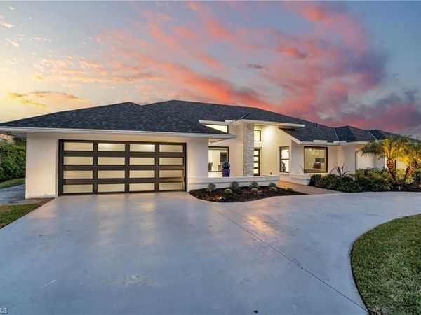 1919 Countess CT, NAPLES, FL 34110