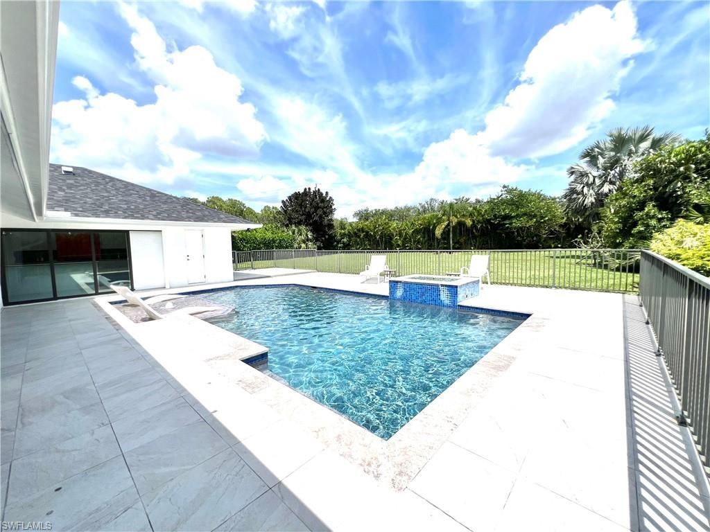 1919 Countess Ct, Naples, FL 34110 Photo