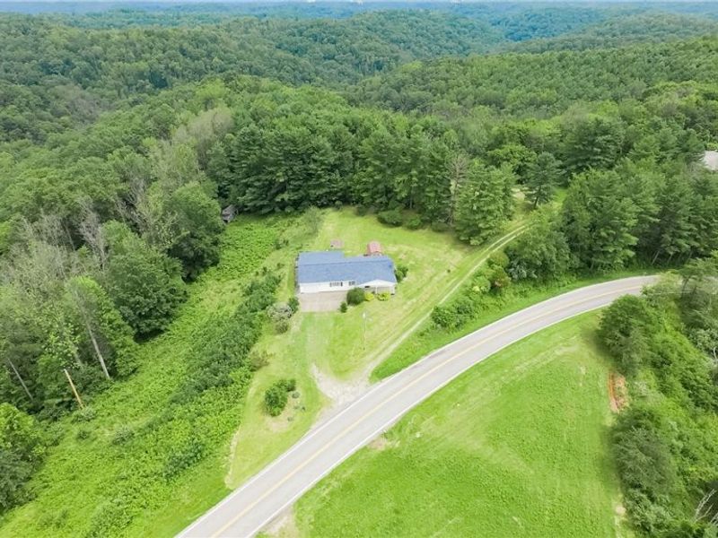 6670 State Route 260, New Matamoras, OH 45767 Photo 4