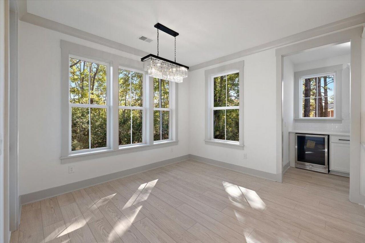 1500 Eagle Landing Boulevard Photo 16