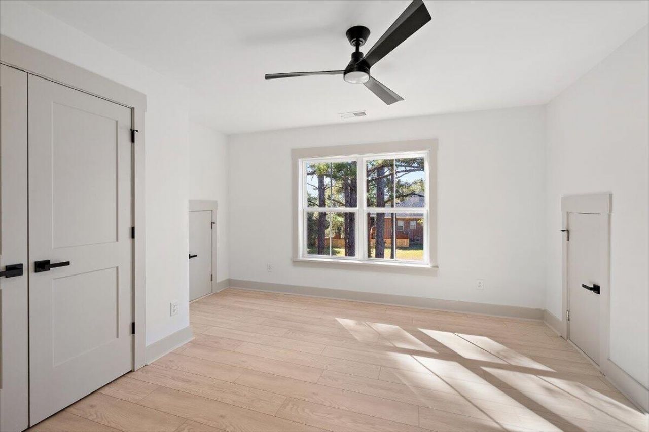 1500 Eagle Landing Boulevard Photo 26