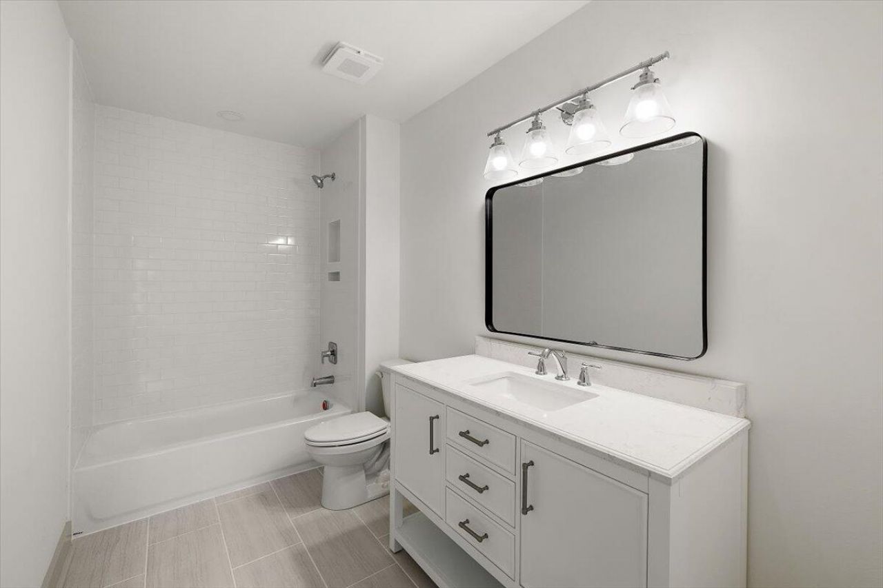 1500 Eagle Landing Boulevard Photo 27