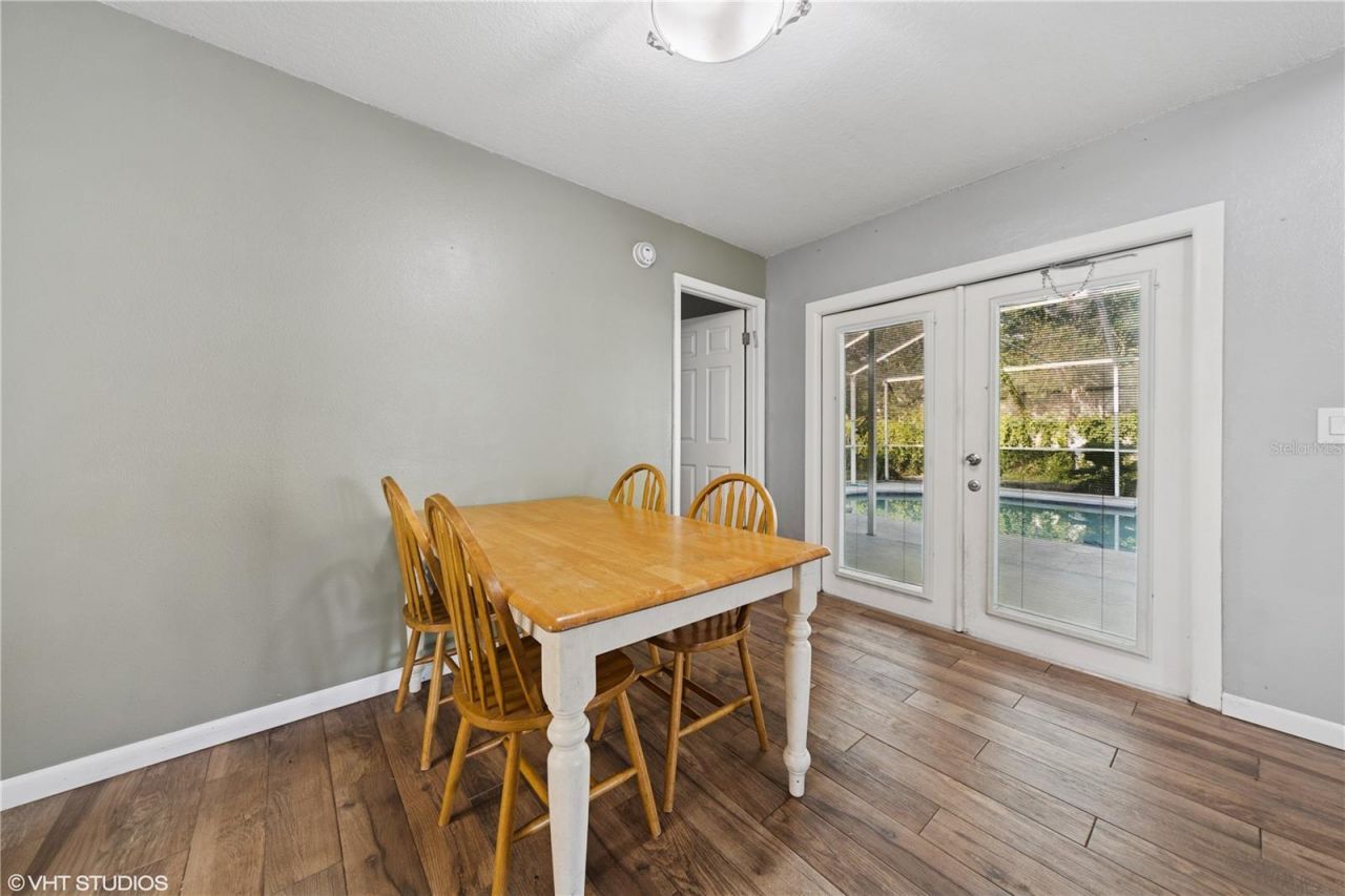 4907 Country Aire Lane, Tampa, FL 33624 Photo