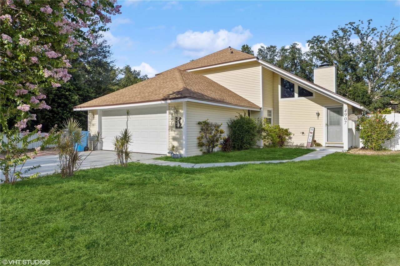 4907 Country Aire Lane, Tampa, FL 33624 Photo