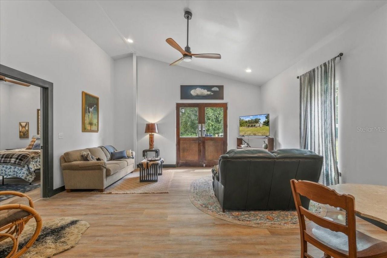 631 NW 172nd Lane, Trenton, FL 32693 Photo