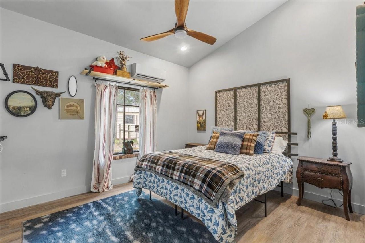 631 NW 172nd Lane, Trenton, FL 32693 Photo