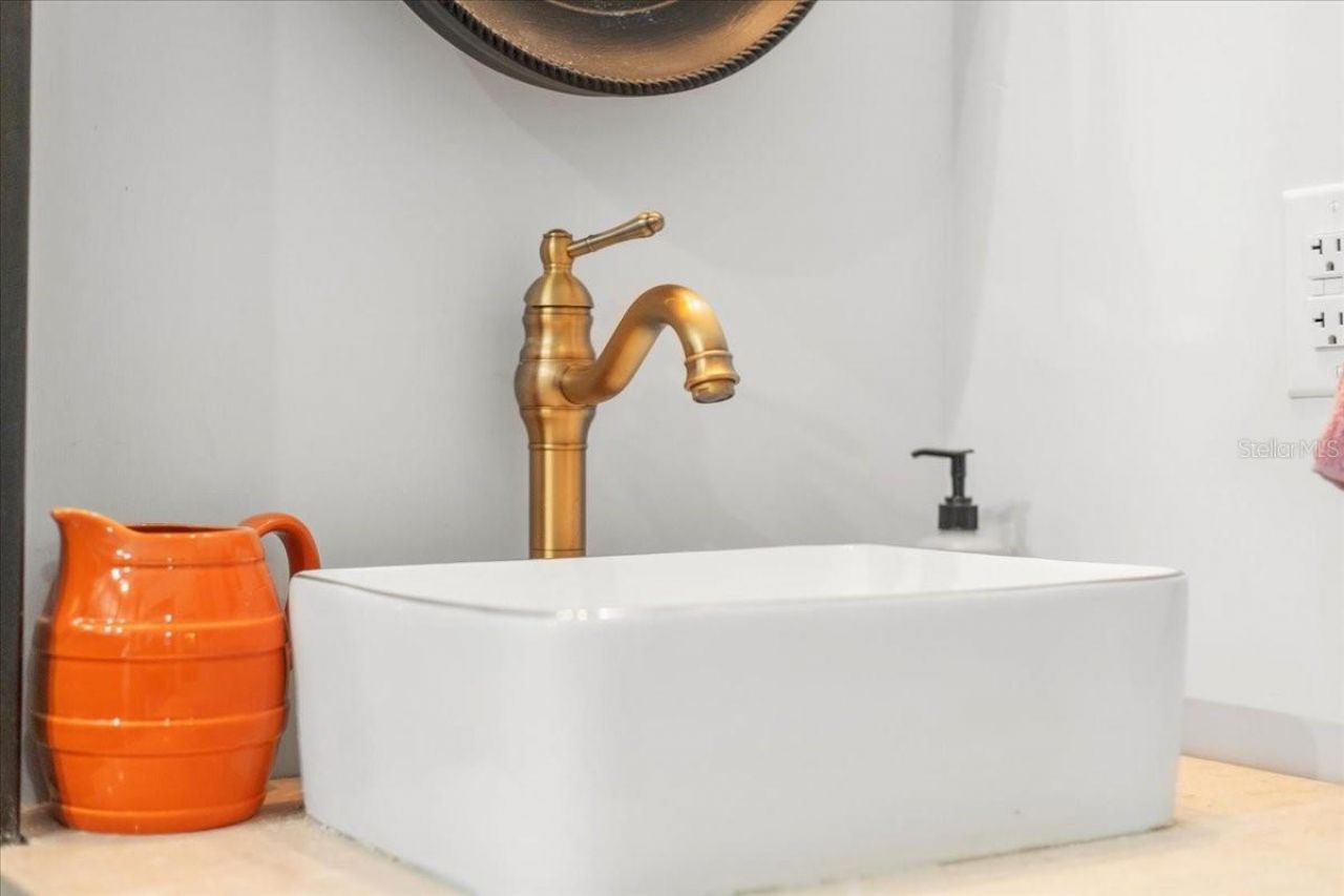 631 NW 172nd Lane, Trenton, FL 32693 Photo