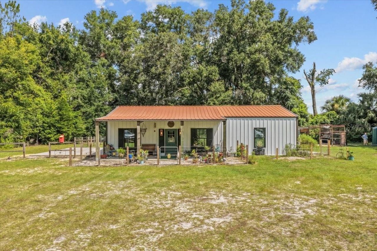 631 NW 172nd Lane, Trenton, FL 32693 Photo