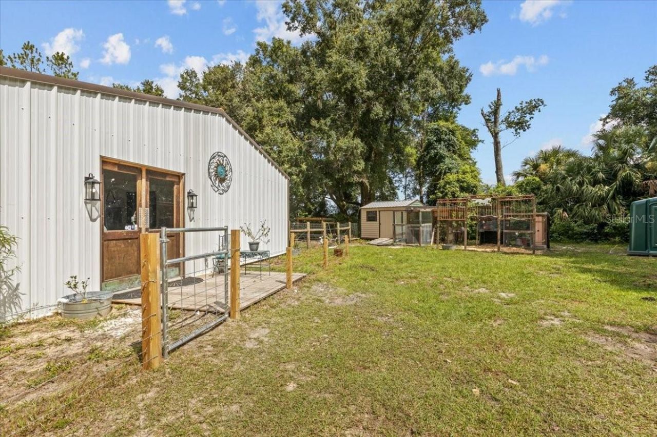 631 NW 172nd Lane, Trenton, FL 32693 Photo