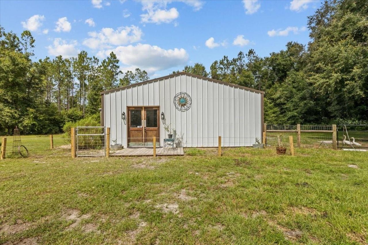 631 NW 172nd Lane, Trenton, FL 32693 Photo