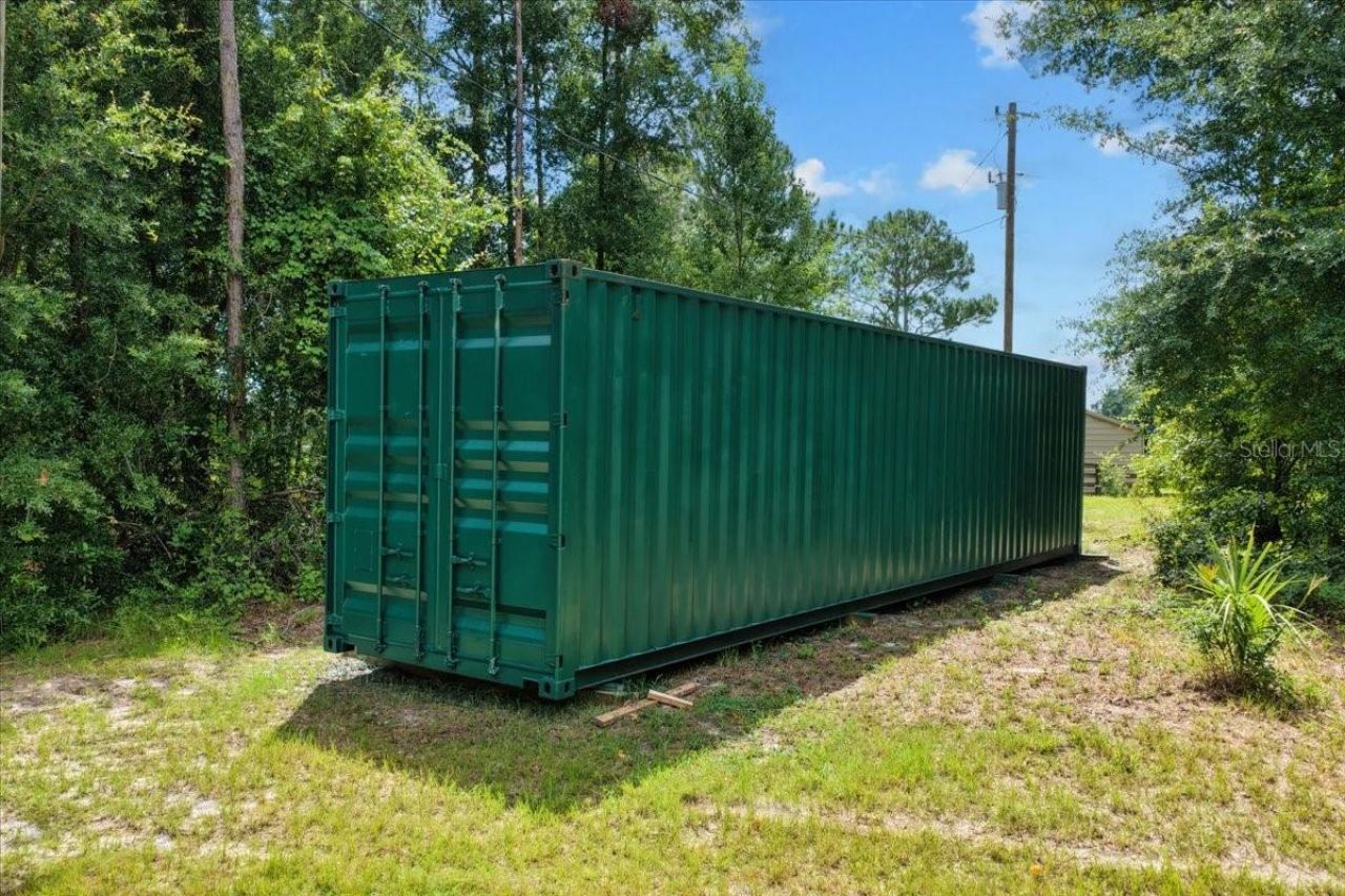 631 NW 172nd Lane, Trenton, FL 32693 Photo