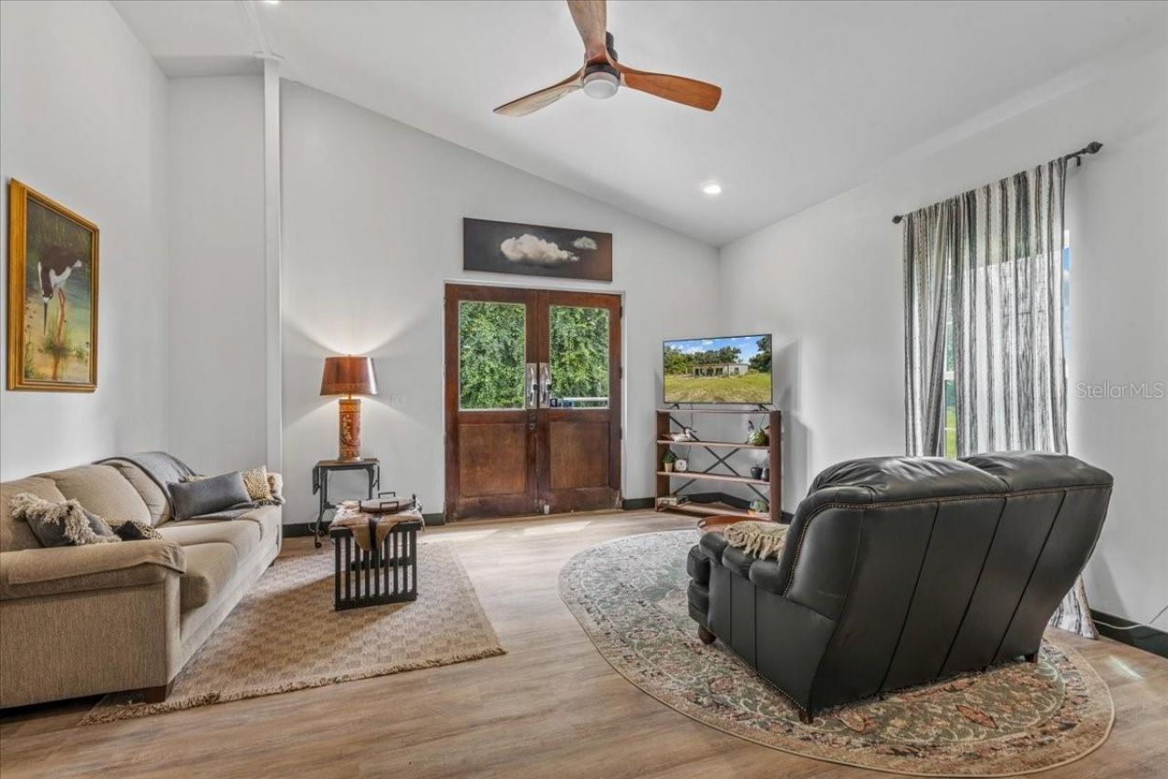 631 NW 172nd Lane, Trenton, FL 32693 Photo