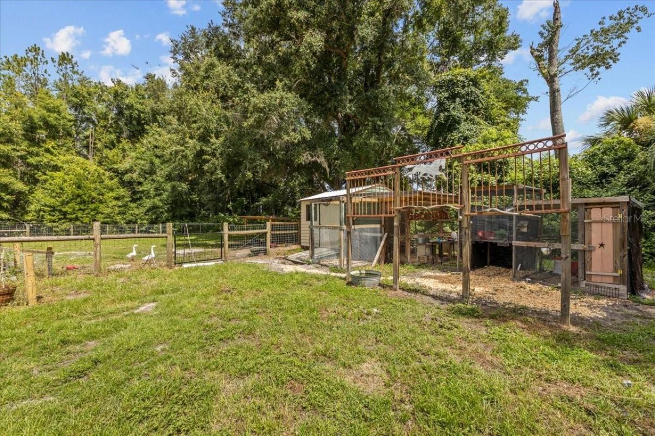 631 NW 172nd Lane, Trenton, FL 32693 Photo