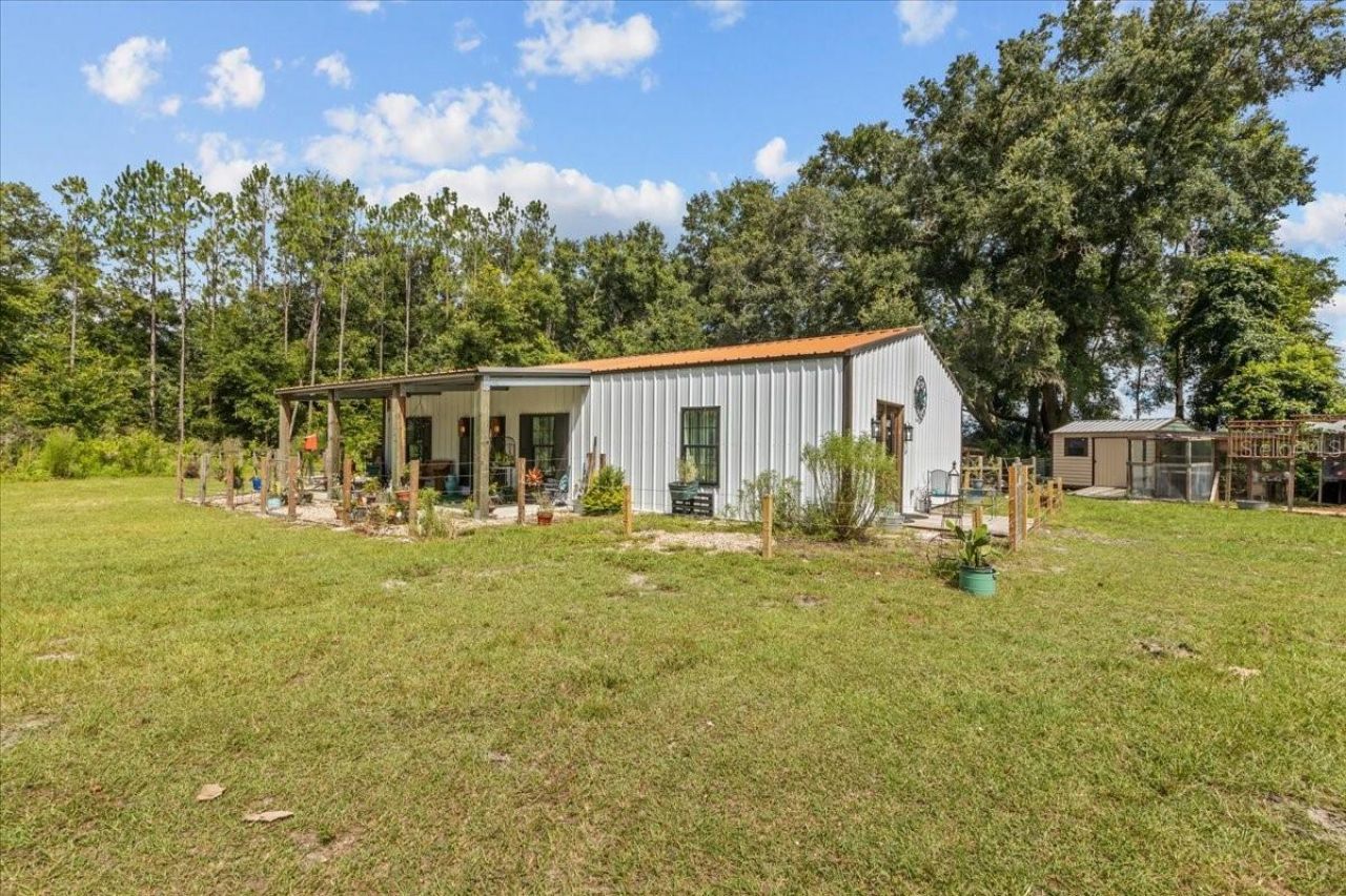 631 NW 172nd Lane, Trenton, FL 32693 Photo