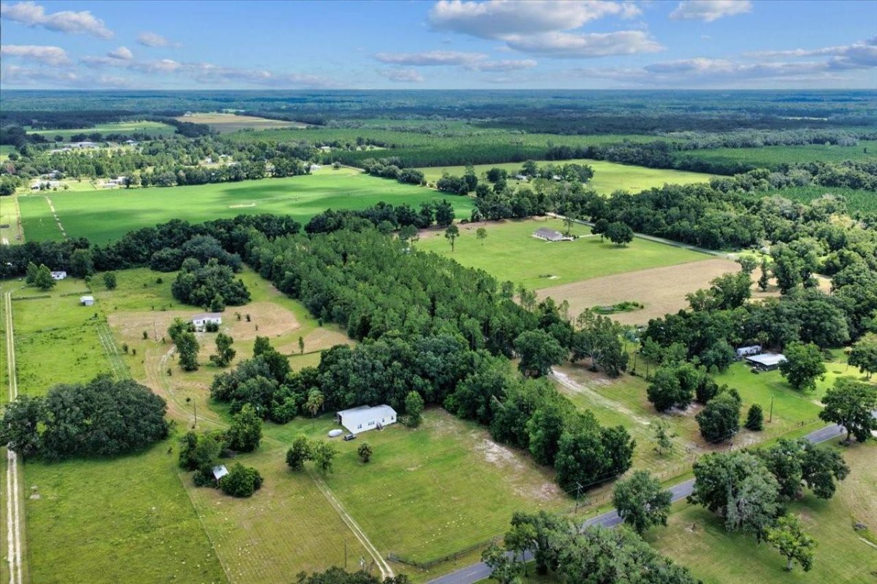 631 NW 172nd Lane, Trenton, FL 32693 Photo