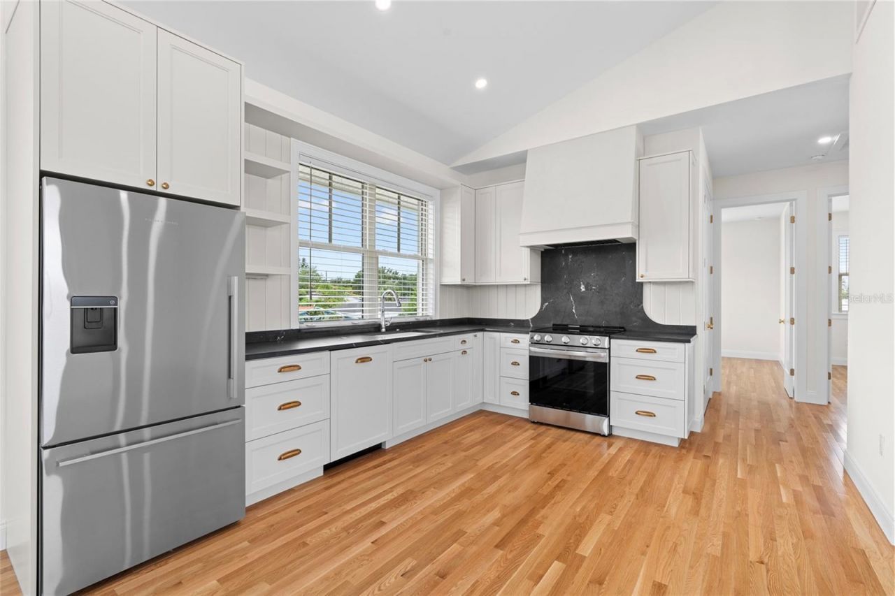 1631 31st Avenue N, Saint Petersburg, FL 33713 Photo