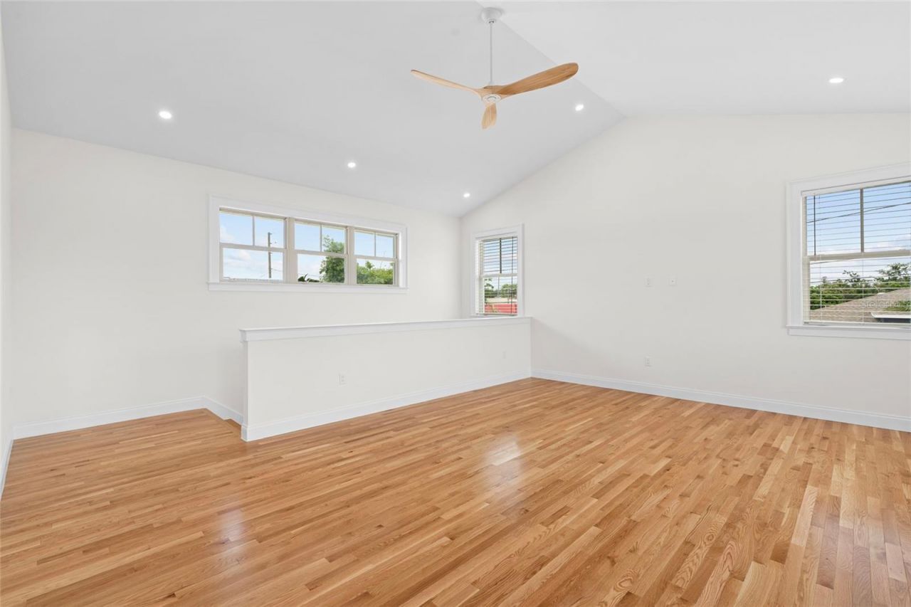 1631 31st Avenue N, Saint Petersburg, FL 33713 Photo