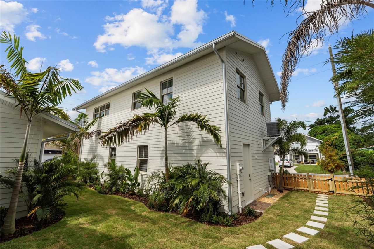 1631 31st Avenue N, Saint Petersburg, FL 33713 Photo