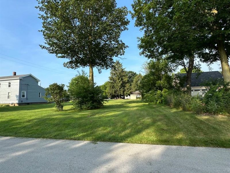 93 Elm Street, Milan, OH 44846 Photo 3