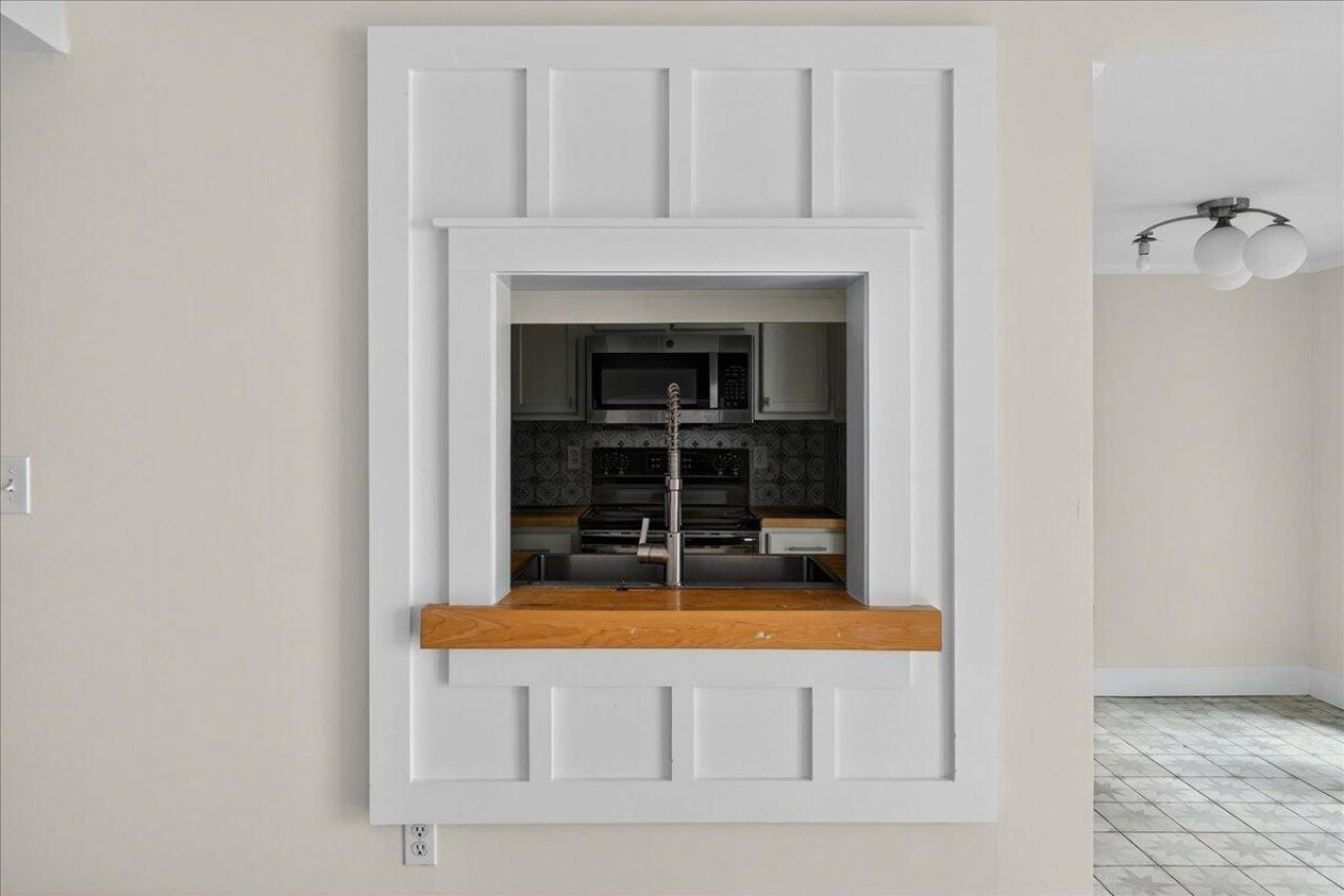 104 Peacock Place Photo 13