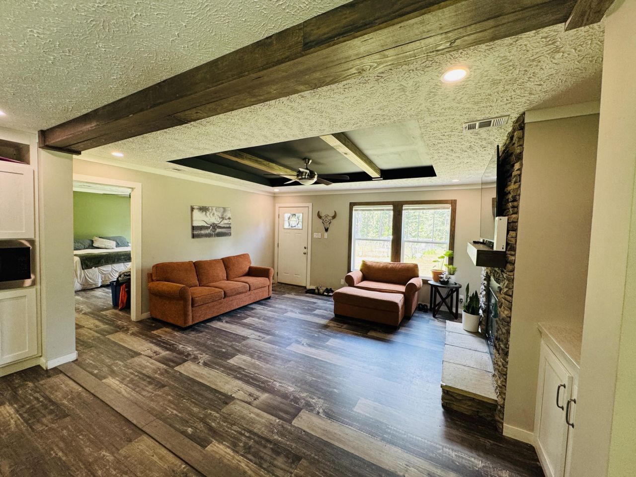 661 Woodrow Road Photo 13