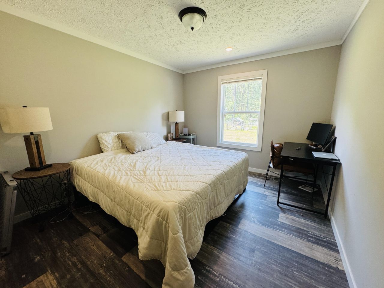 661 Woodrow Road Photo 20