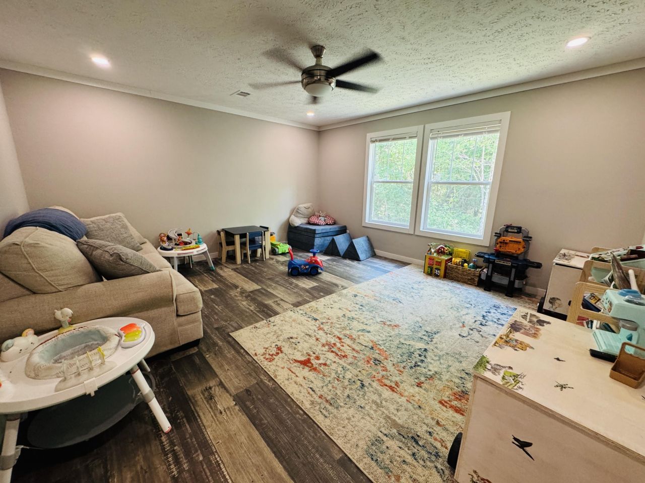 661 Woodrow Road Photo 21