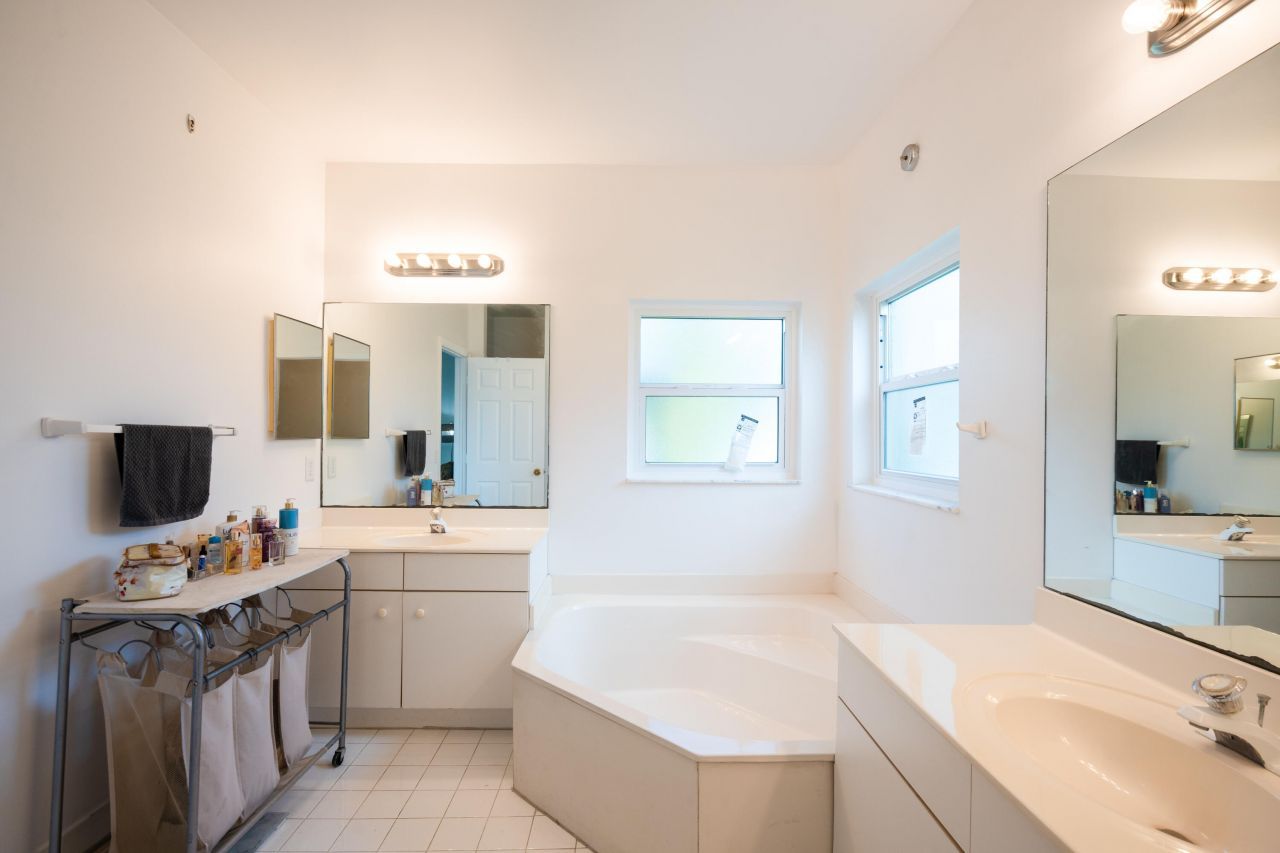 370 SW 203rd Avenue, Pembroke Pines, FL 33029 Photo