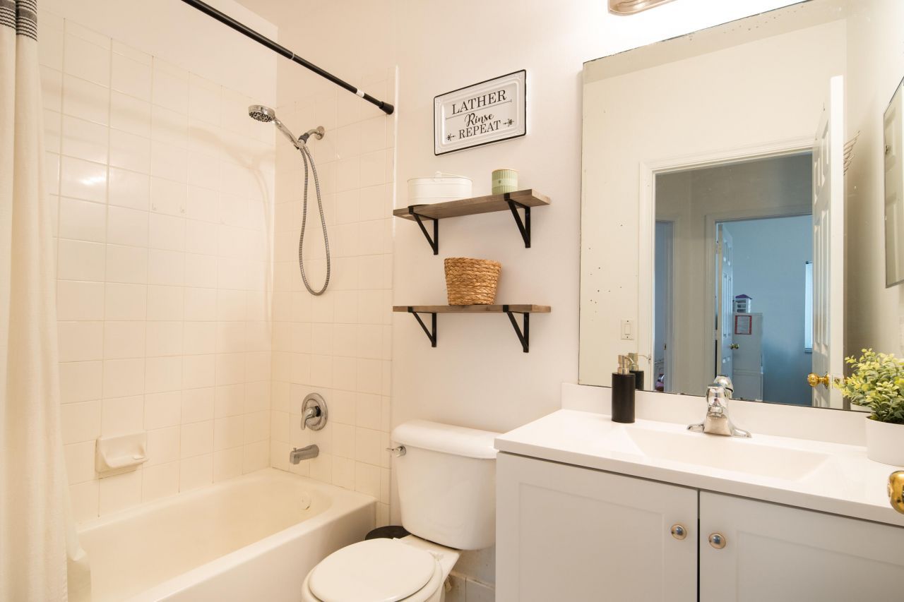 370 SW 203rd Avenue, Pembroke Pines, FL 33029 Photo