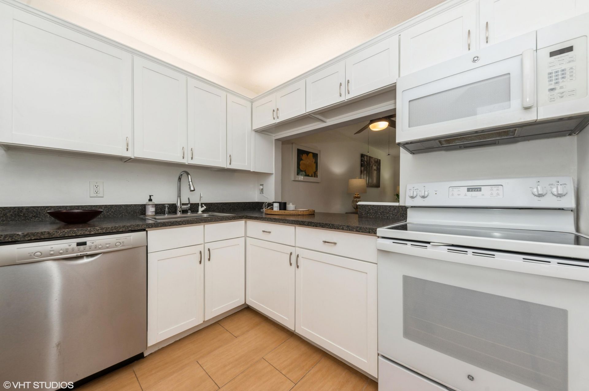 2581 N Garden 108 Drive N, Unit 108, Lake Worth, FL 33461 Photo