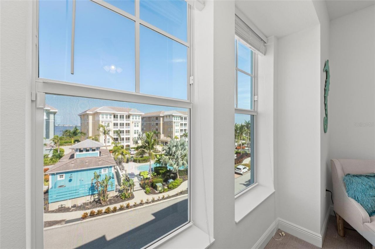 387 Aruba Circle, Unit 301, Bradenton, FL 34209 Photo