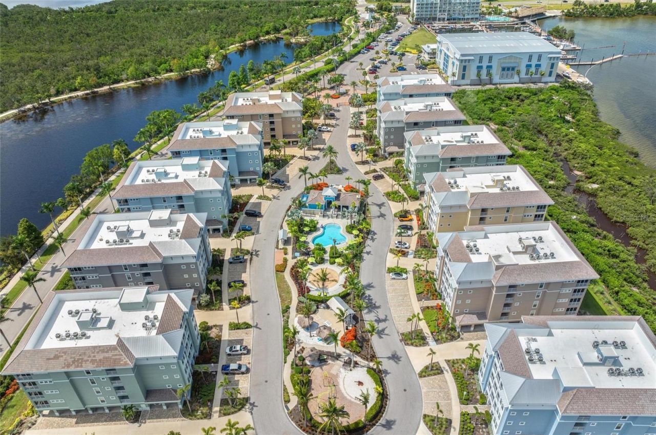 387 Aruba Circle, Unit 301, Bradenton, FL 34209 Photo