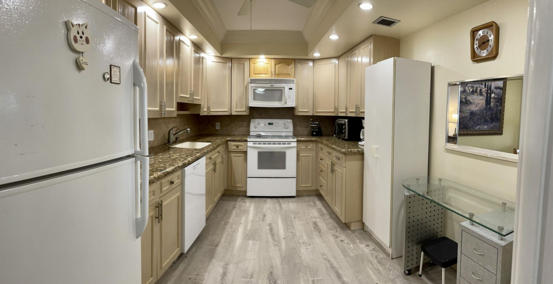 3051 N Course Drive, Unit 807, Pompano Beach, FL 33069 Photo