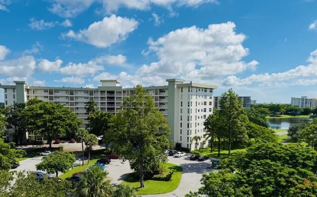 3051 N Course Drive, Unit 807, Pompano Beach, FL 33069 Photo