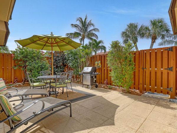 131 Ocean Cove Drive, Jupiter, FL 33477