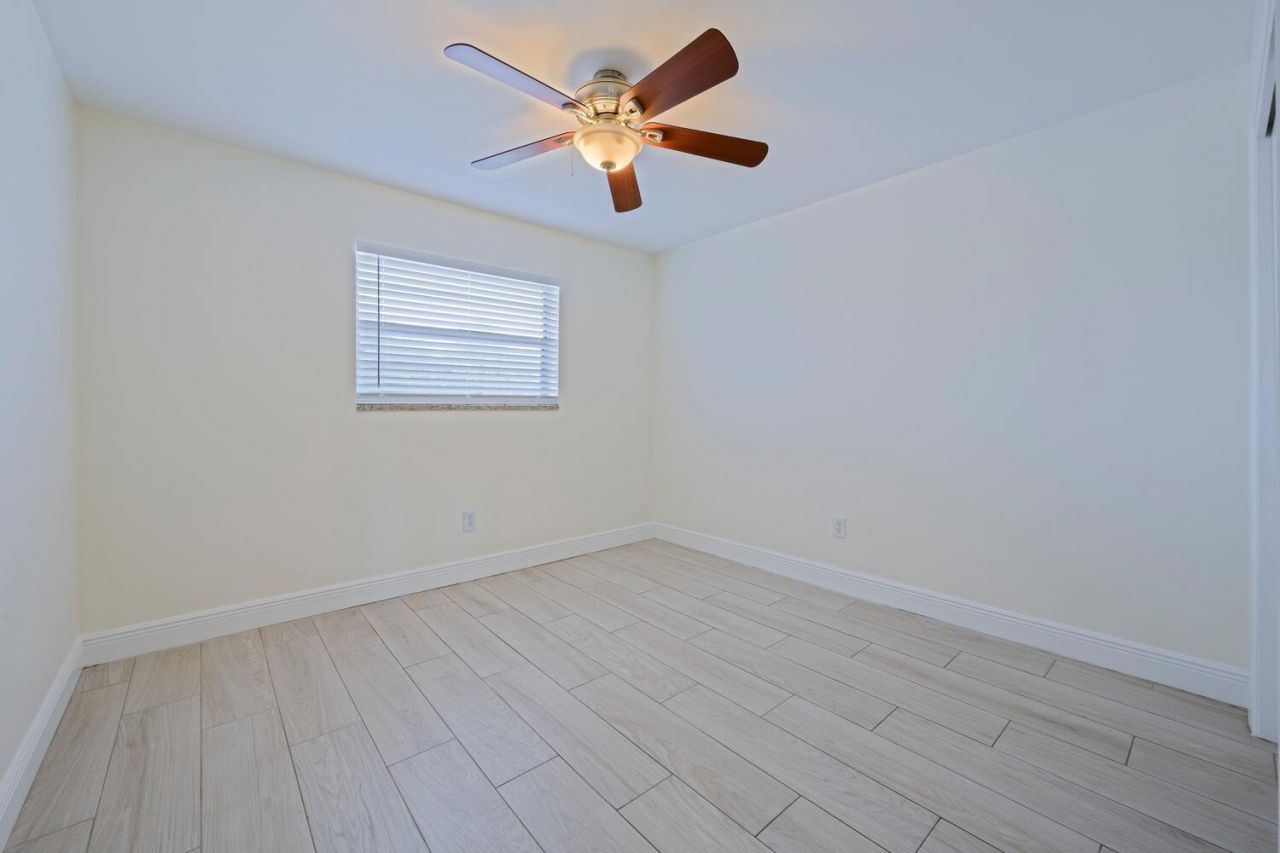 1505 Crescent Circle, Unit A8, Lake Park, FL 33403 Photo