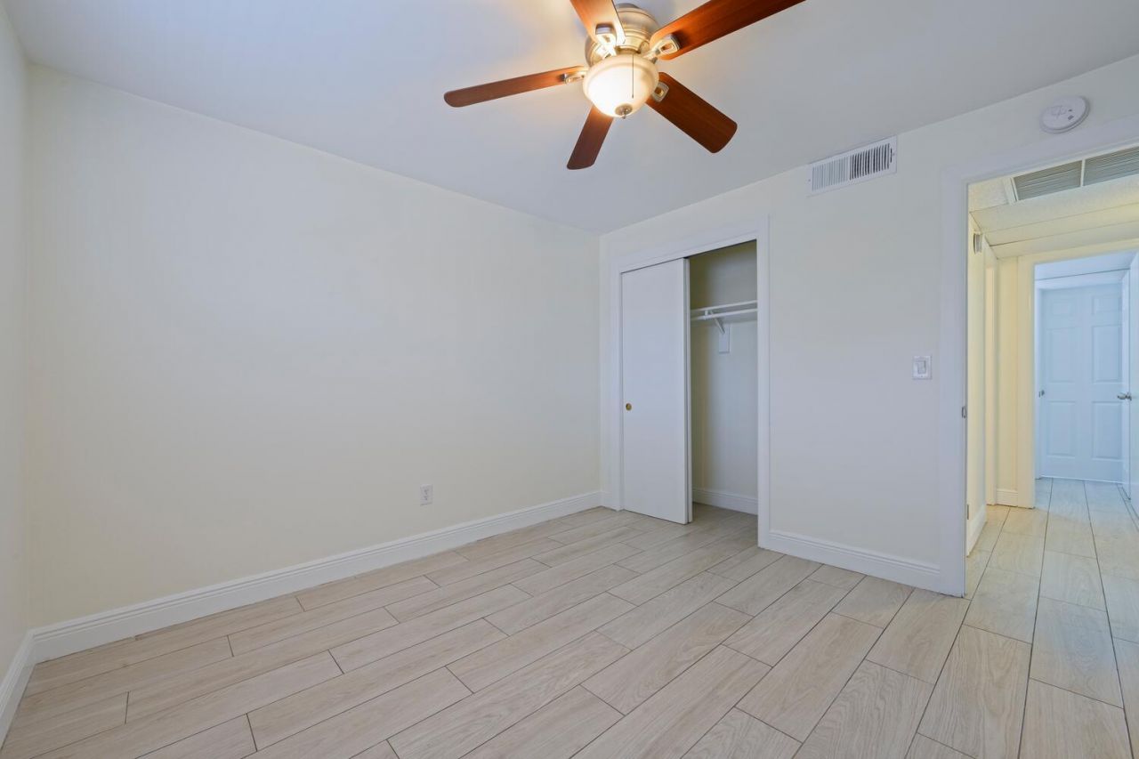 1505 Crescent Circle, Unit A8, Lake Park, FL 33403 Photo