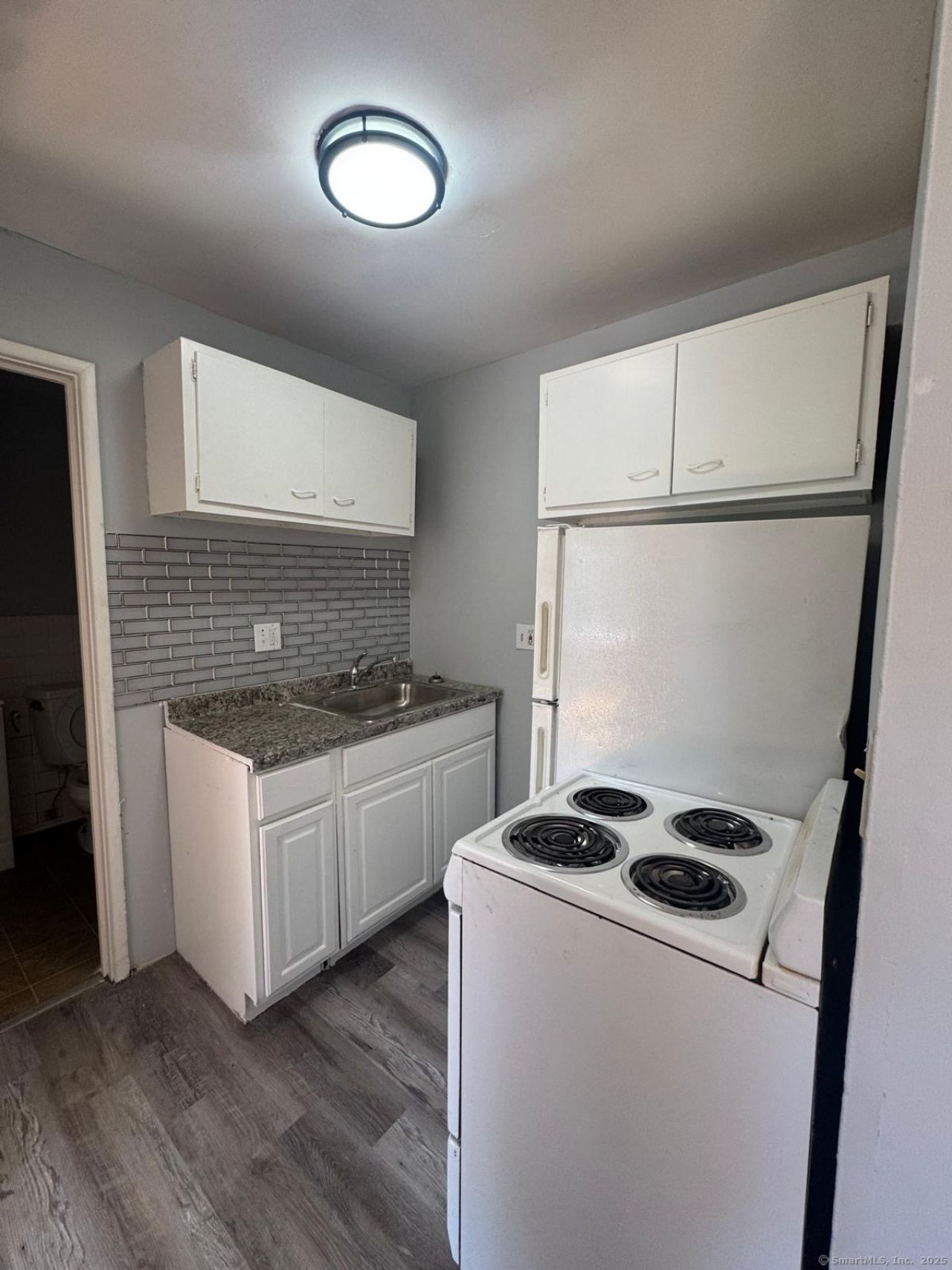 404 Charles, Unit B2, Bridgeport, CT 06606 Main Photo