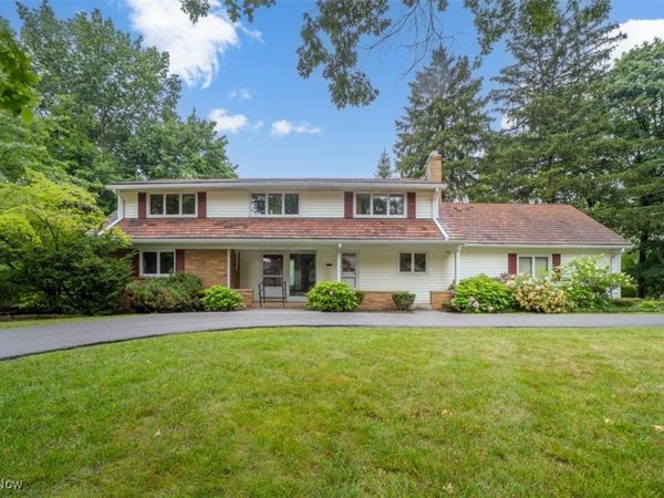 16125 Parkland Drive, Cleveland, OH 44120