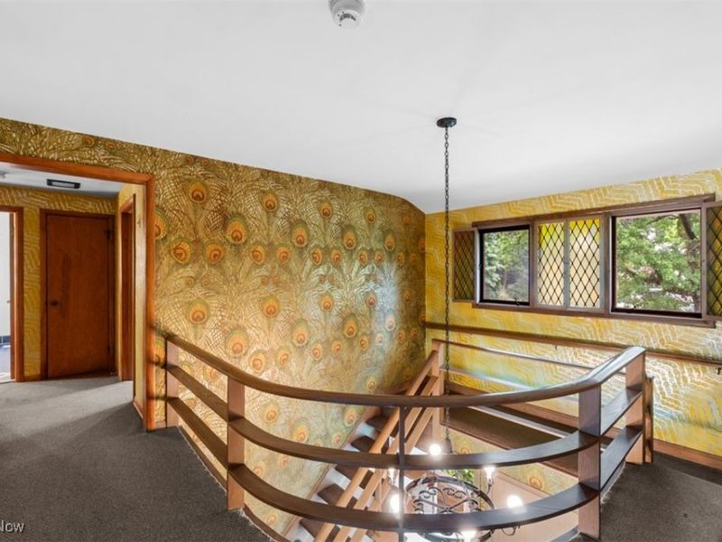 16125 Parkland Drive, Cleveland, OH 44120 Photo 25