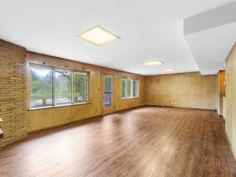 16125 Parkland Drive, Cleveland, OH 44120 Photo 35