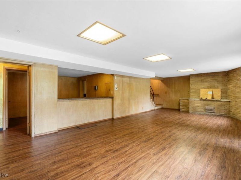 16125 Parkland Drive, Cleveland, OH 44120 Photo 36