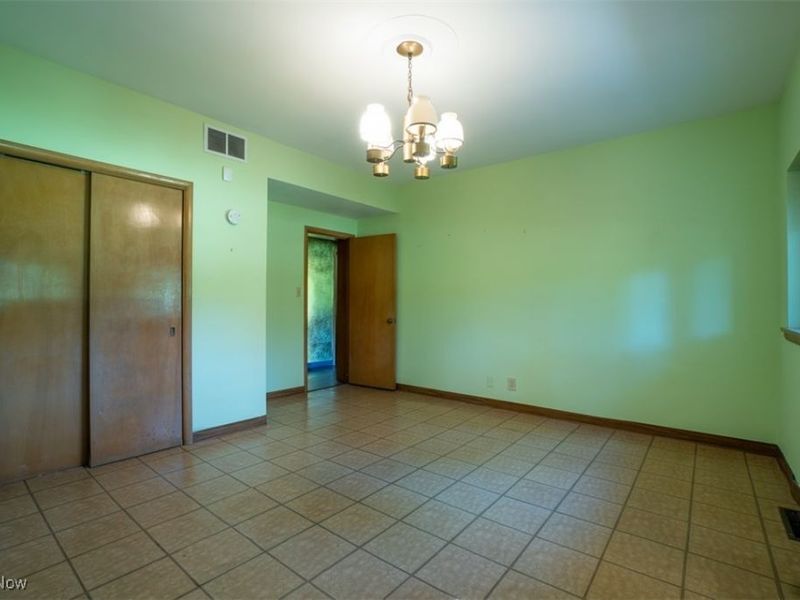 16125 Parkland Drive, Cleveland, OH 44120 Photo 39